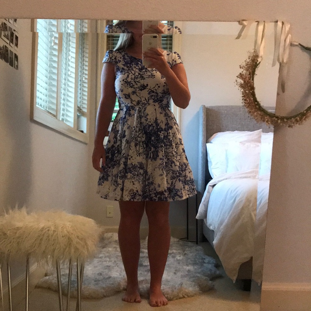 Betsy Johnson dress